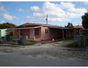 5051 E 9 Ct, Hialeah, FL 33013 photo 1