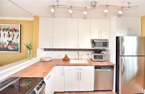 Undisclosed, Pompano Beach, FL 33069 photo 1