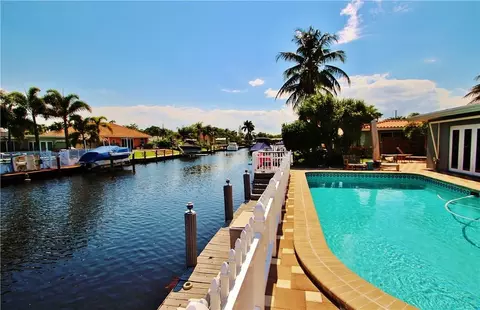 190 SE 9th St, Pompano Beach, FL 33060 photo 1