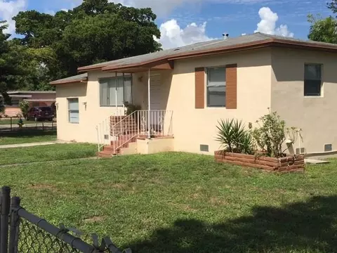 Undisclosed, Miami, FL 33161 photo 1