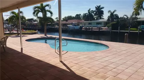 381 SE 16th Ave, Pompano Beach, FL 33060 photo 1