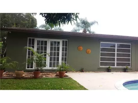 655 SW 68th Ave, Margate, FL 33068 photo 1