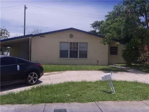 2000 NW 5th Ter, Pompano Beach, FL 33060 photo 1
