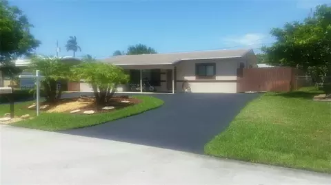 3020 NE 9th Ter, Pompano Beach, FL 33064 photo 1