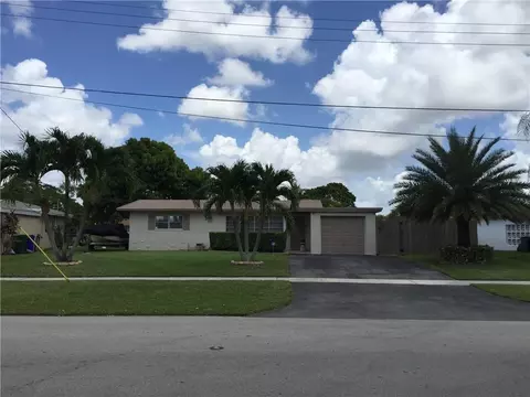 1429 E River Dr, Margate, FL 33063 photo 1