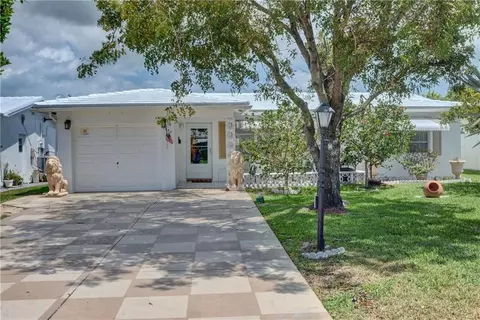 3040 E Golf Blvd, Pompano Beach, FL 33064 photo 1