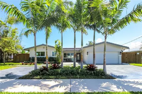 310 SE 3rd St, Pompano Beach, FL 33060 photo 1