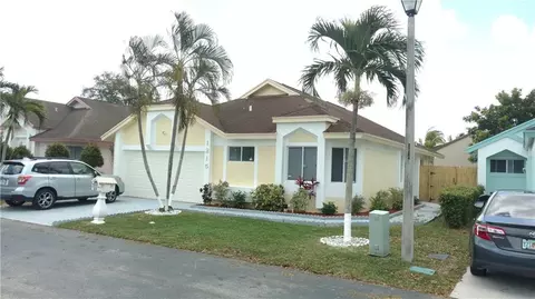 1215 Scioto Rd, North Lauderdale, FL 33068 photo 1