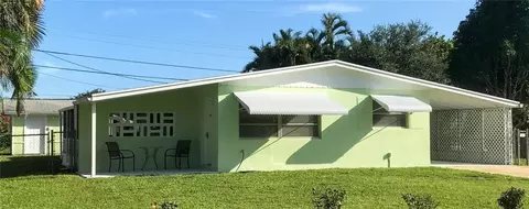2150 SE Madison St, Stuart, FL 34997 photo 1