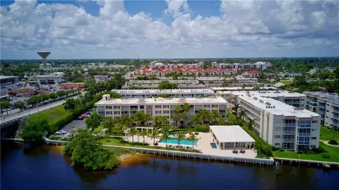 641 E Woolbright Rd #301, Boynton Beach, FL 33435 photo 1