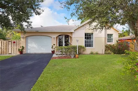 799 NE 3rd St, Pompano Beach, FL 33060 photo 1