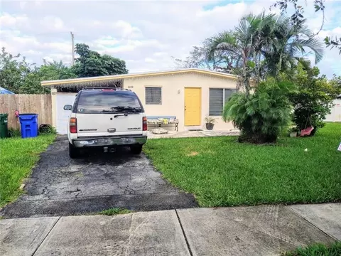 1600 E River Dr, Margate, FL 33063 photo 1