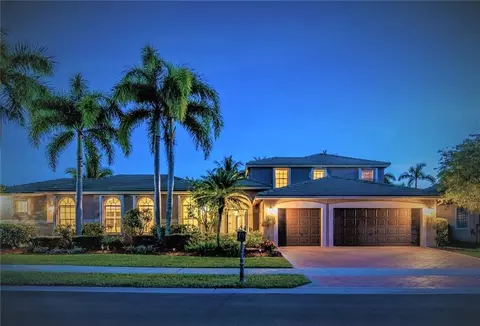 2437 Eagle Run Way, Weston, FL 33327 photo 1