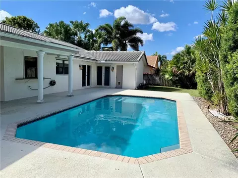 7905 NW 19th Ct, Margate, FL 33063 photo 1