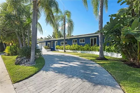 2211 NE 48th St, Lighthouse Point, FL 33064 photo 1