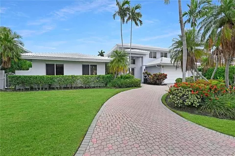 2348 NE 28th Ct, Lighthouse Point, FL 33064 photo 1