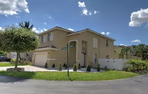 2921 E Sable Cir, Margate, FL 33063 photo 1