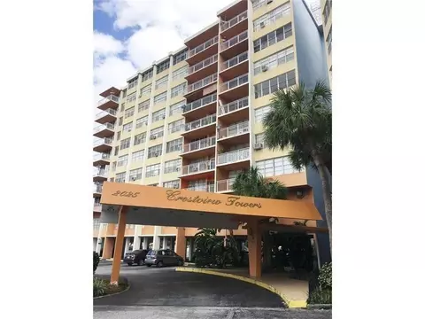 2025 NE 164th St #618, North Miami Beach, FL 33162