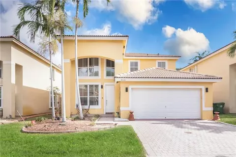 7635 19th Ct, Pembroke Pines, FL 33024