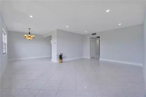 13450 SW 3rd #401D, Pembroke Pines, FL 33027
