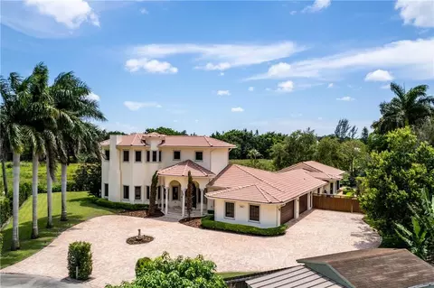 3311 SW 118th Ter, Davie, FL 33330