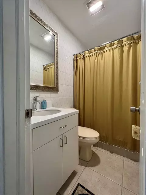 225 E 41st St, Hialeah, FL 33013 photo 8