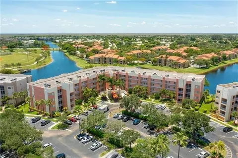 7775 Yardley Dr #113, Tamarac, FL 33321