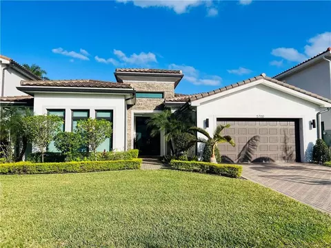 5700 Brookfield Cir, Fort Lauderdale, FL 33312