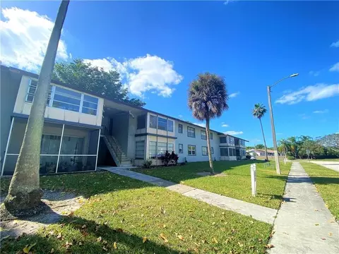 365 W Laurel Dr #7N, Margate, FL 33063