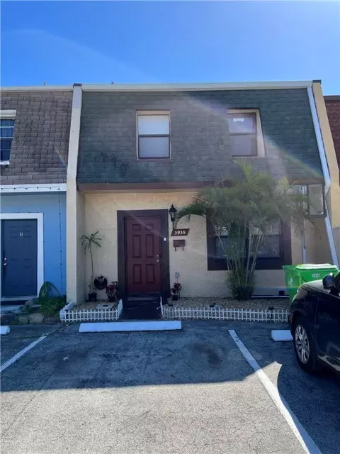 5958 NW 24th #5958, Sunrise, FL 33313