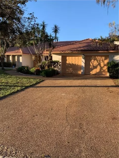 8499 14th Ct, Coral Springs, FL 33071