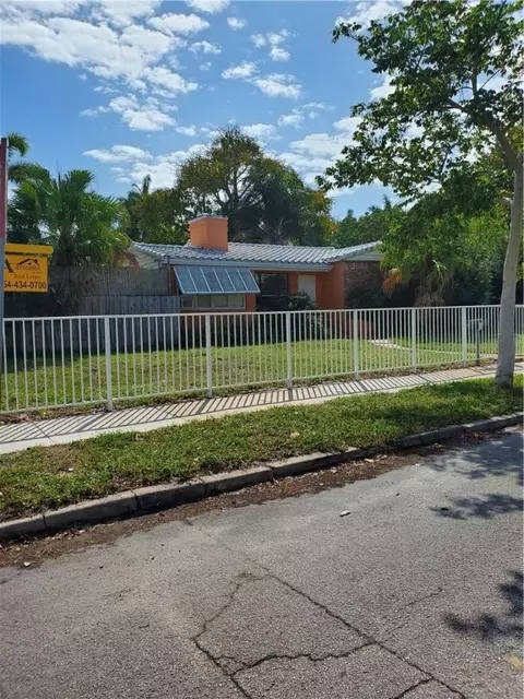 1600 Jackson St, Hollywood, FL 33020