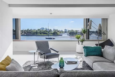 215 N Birch Rd #3B, Fort Lauderdale, FL 33304