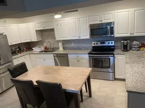 826 Sky Pine Way #A2, Greenacres, FL 33415