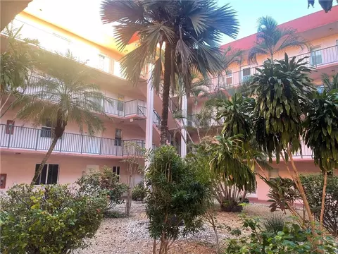 2851 Somerset Dr #403, Lauderdale Lakes, FL 33311