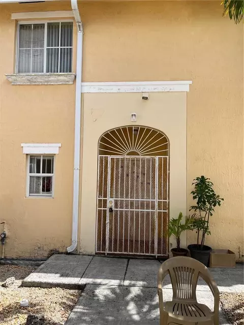 421 SW 3rd St #16, Miami, FL 33130