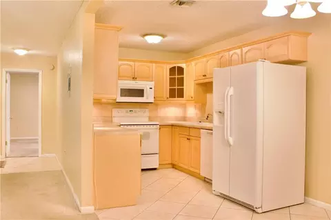 11101 Royal Palm Blvd #215, Coral Springs, FL 33065