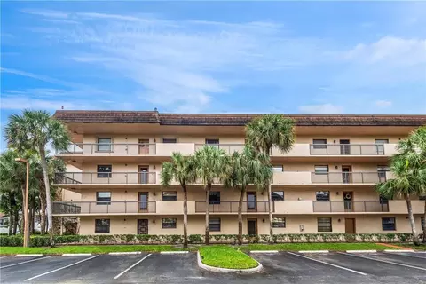 4960 E Sabal Palm Blvd #301, Tamarac, FL 33319
