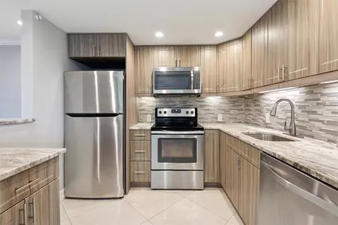 267 Monaco F #267, Delray Beach, FL 33446