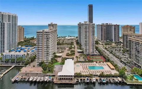 1965 S Ocean Dr #8P, Hallandale Beach, FL 33009