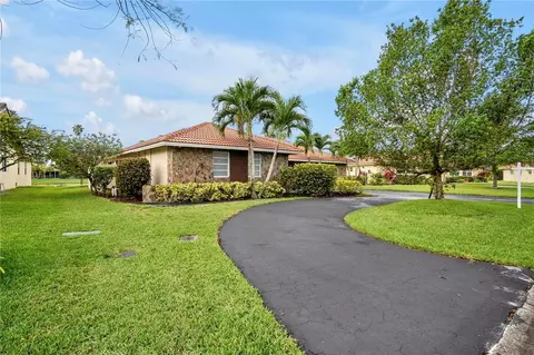 11120 NW 19th St, Coral Springs, FL 33071