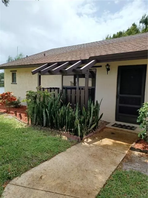 73 Via De Casas Norte, Boynton Beach, FL 33426