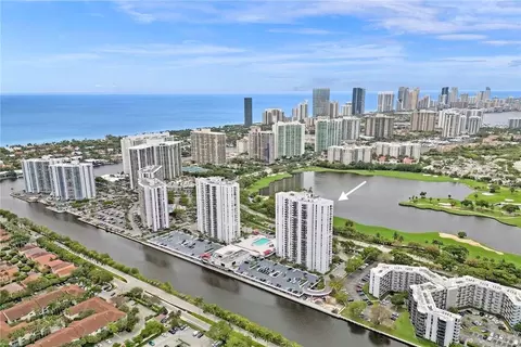 3625 N Country Club Dr #1903, Aventura, FL 33180