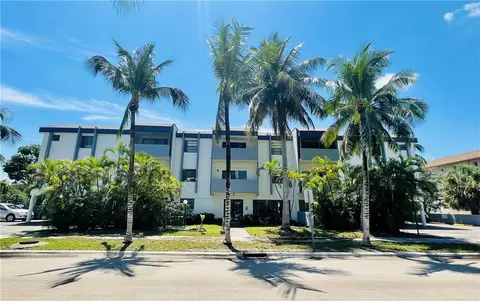 3582 NE 171st St #201, North Miami Beach, FL 33160