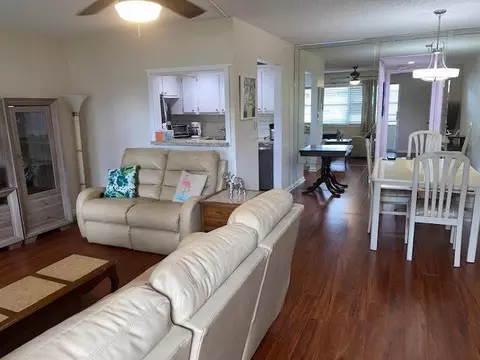 671 Durham Y #671, Deerfield Beach, FL 33442