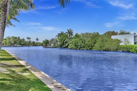801 NE 18th Ct #108, Fort Lauderdale, FL 33305