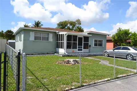 2502 Funston, Hollywood, FL 33020
