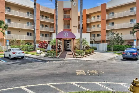 7775 Yardley Dr #312, Tamarac, FL 33321