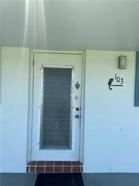 1119 Lake Ter #103, Boynton Beach, FL 33426
