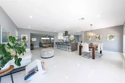 5851 NE 14th Ter, Fort Lauderdale, FL 33334